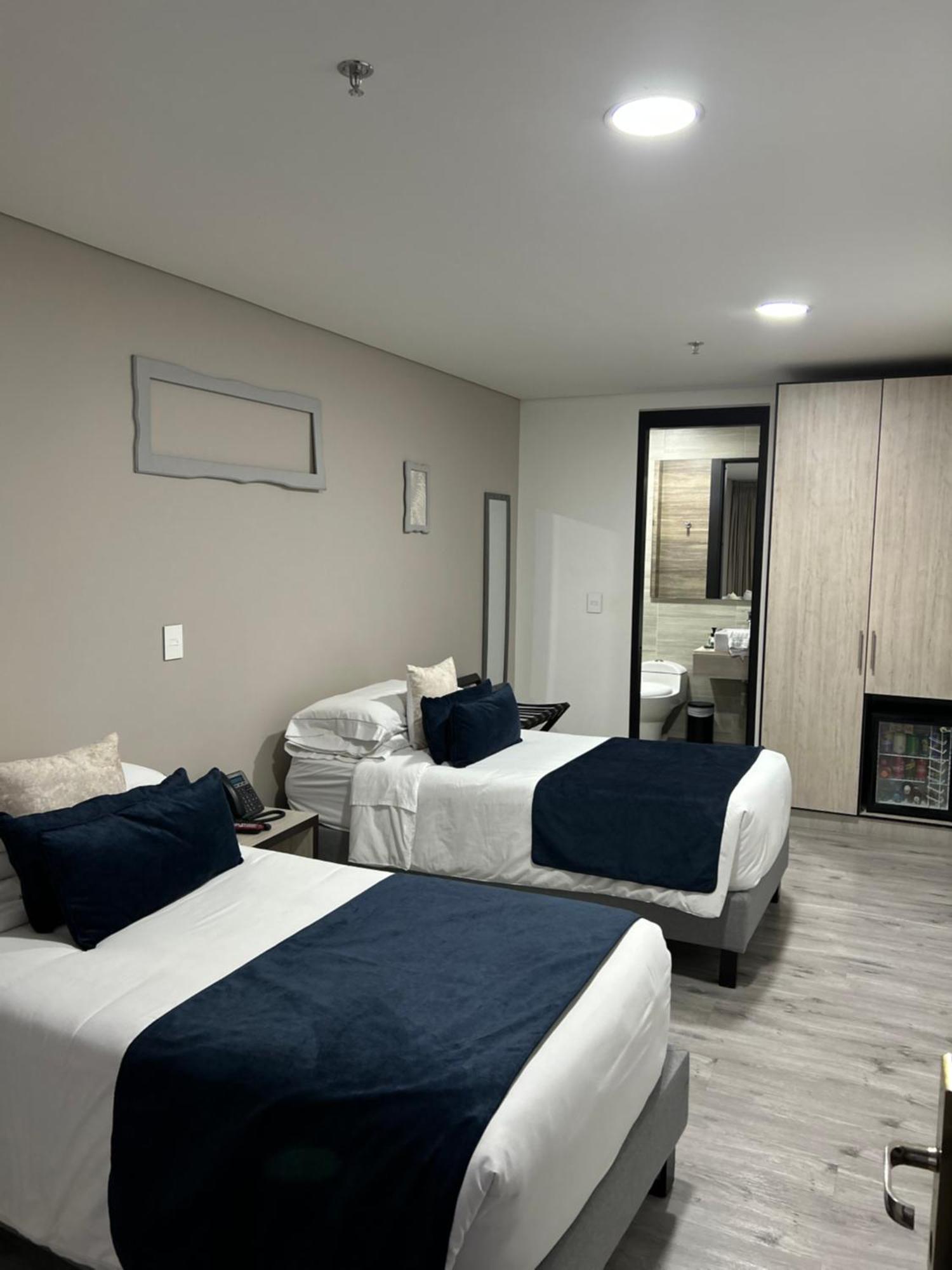 Hotel Wlh Silver Corferias Μπογκοτά Εξωτερικό φωτογραφία