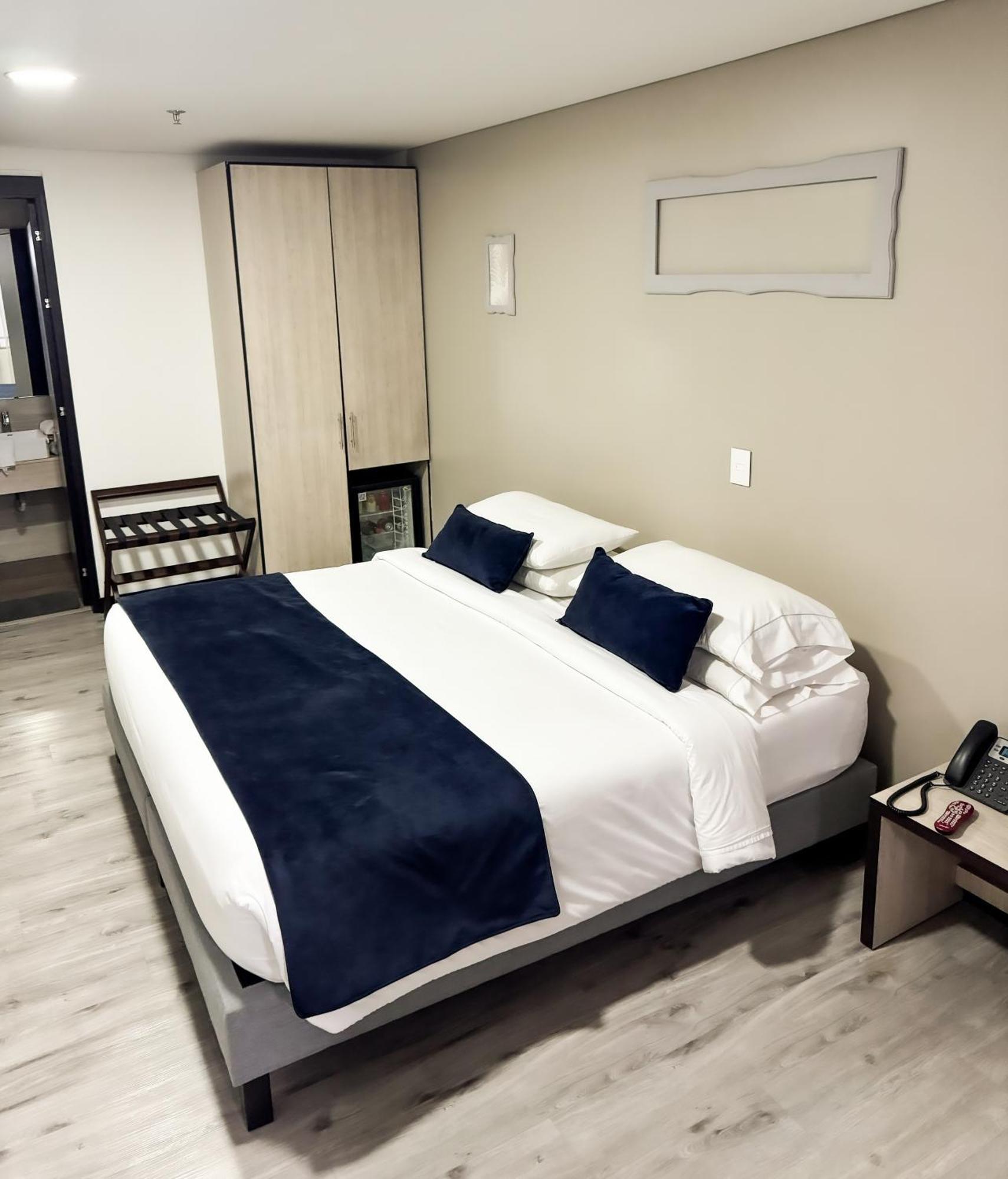 Hotel Wlh Silver Corferias Μπογκοτά Εξωτερικό φωτογραφία