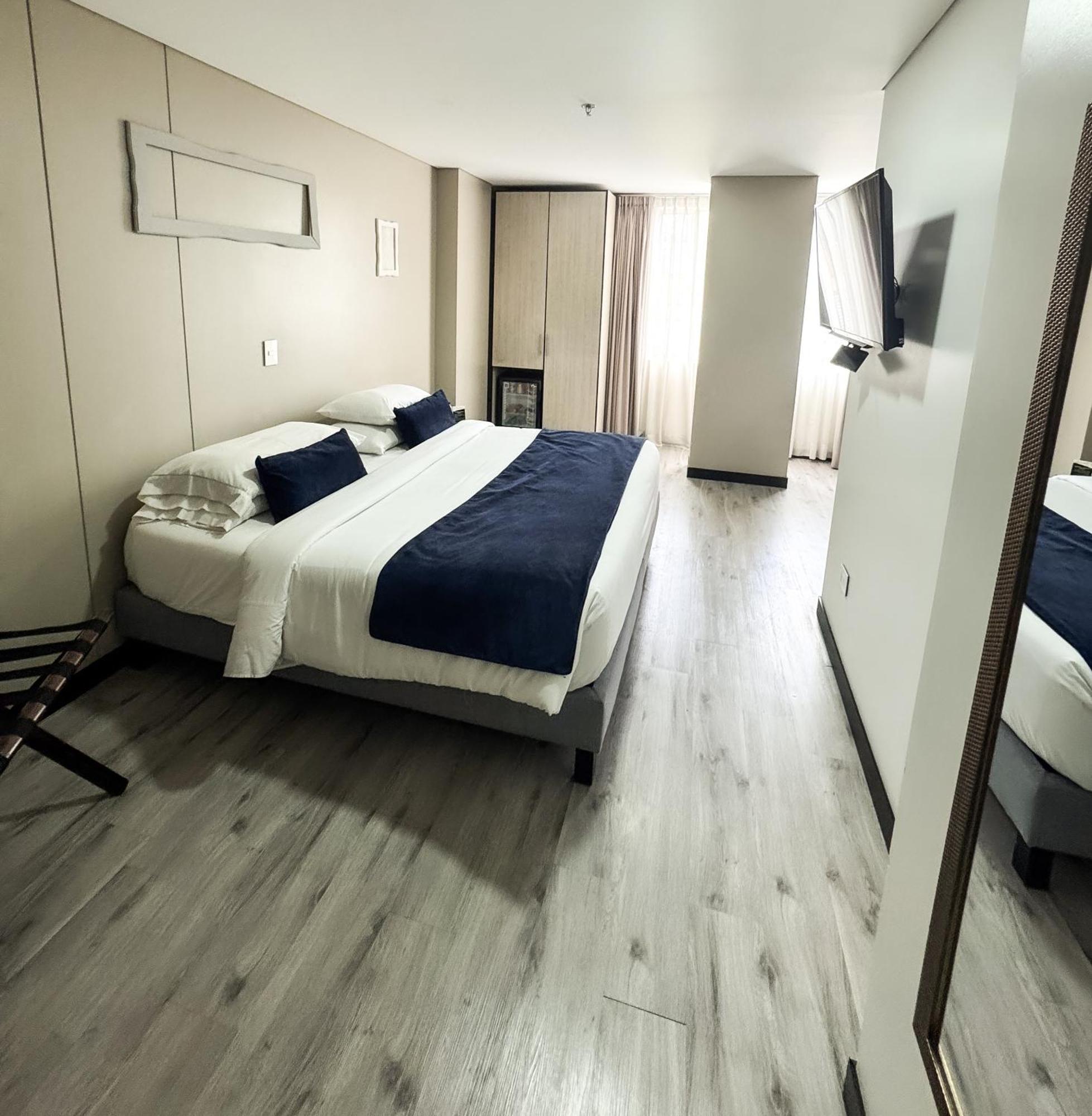 Hotel Wlh Silver Corferias Μπογκοτά Εξωτερικό φωτογραφία