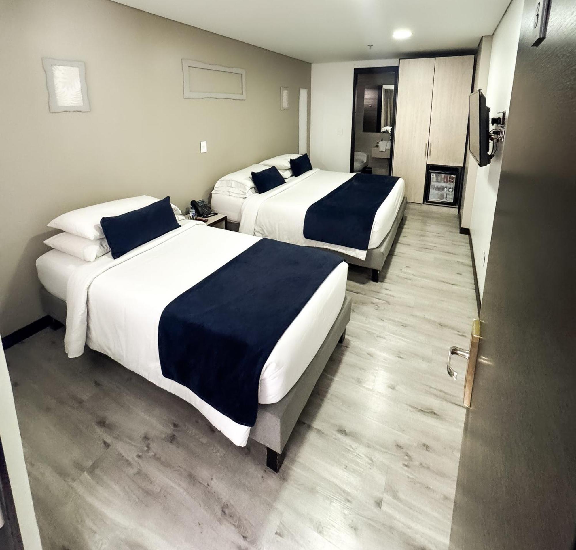Hotel Wlh Silver Corferias Μπογκοτά Εξωτερικό φωτογραφία