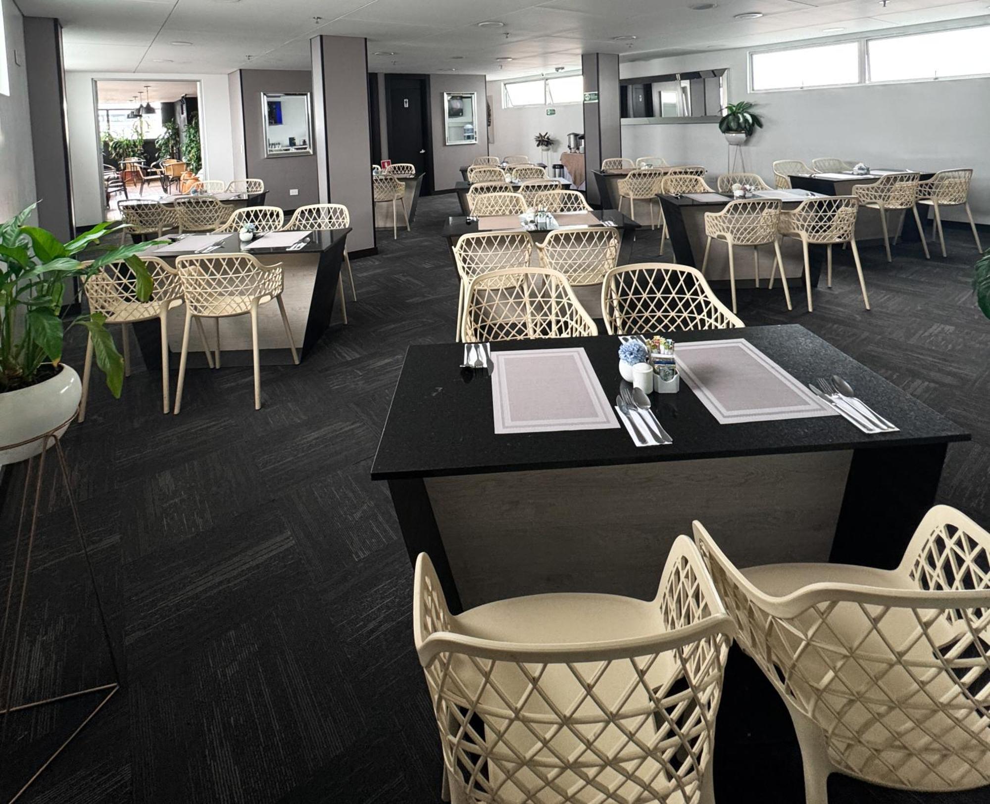 Hotel Wlh Silver Corferias Μπογκοτά Εξωτερικό φωτογραφία